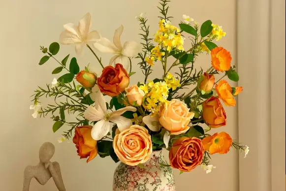 Everlasting <br/>
Blooms